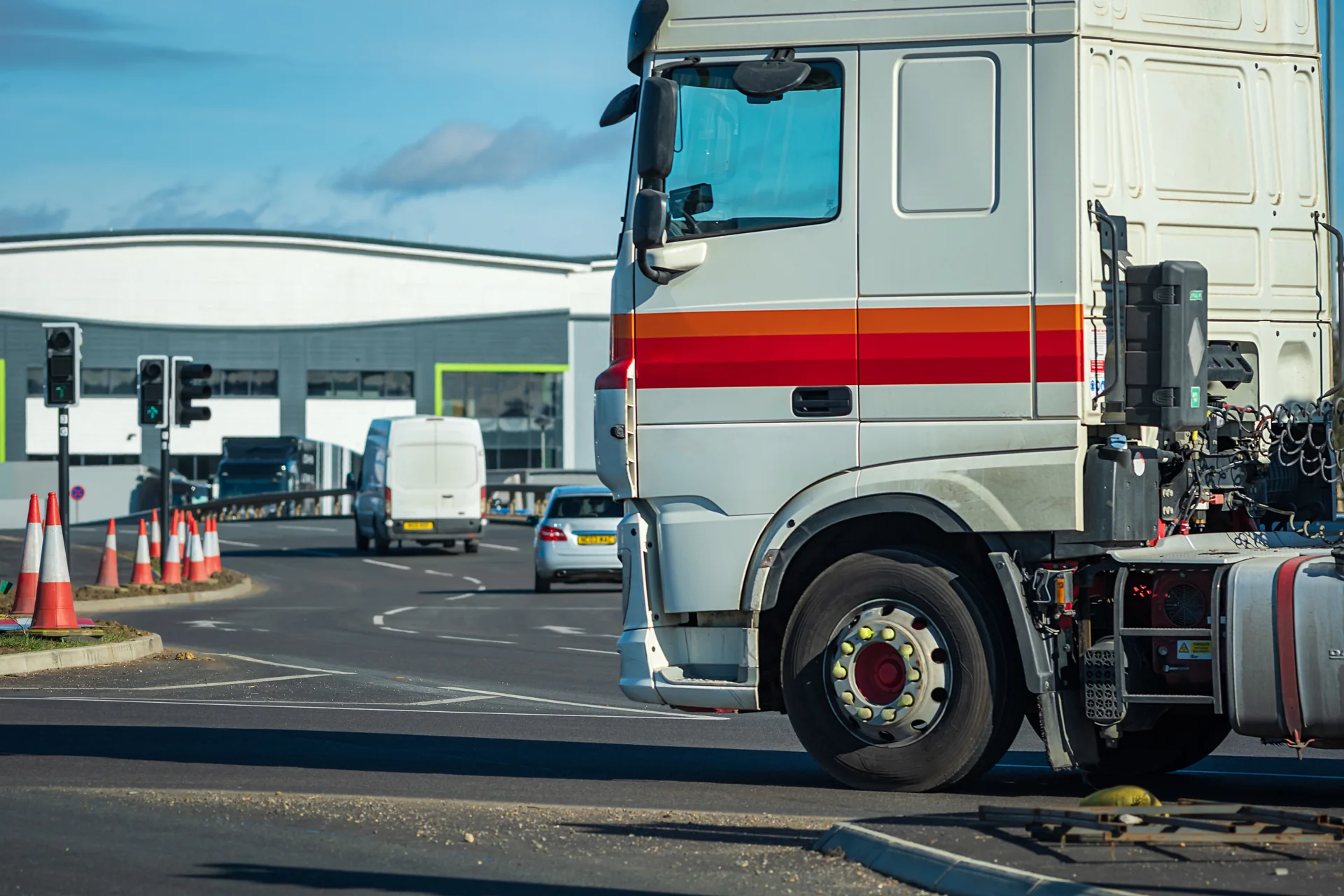 Internal or external Transport Manager: what actually changes?
